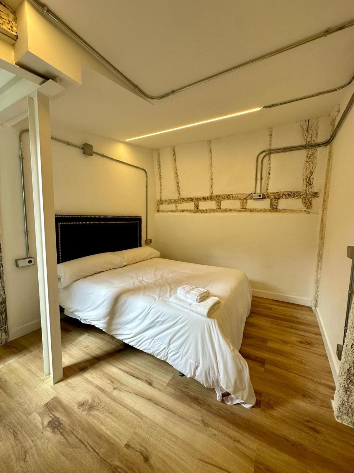 Apartamentos Carolina By Gaiarooms Леон Экстерьер фото