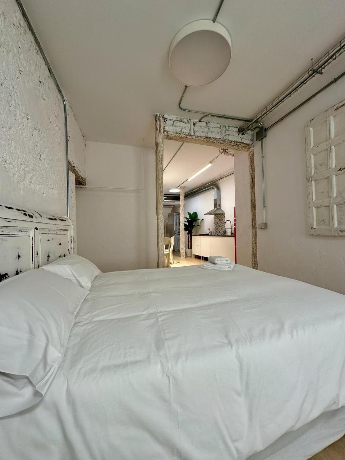 Apartamentos Carolina By Gaiarooms Леон Экстерьер фото