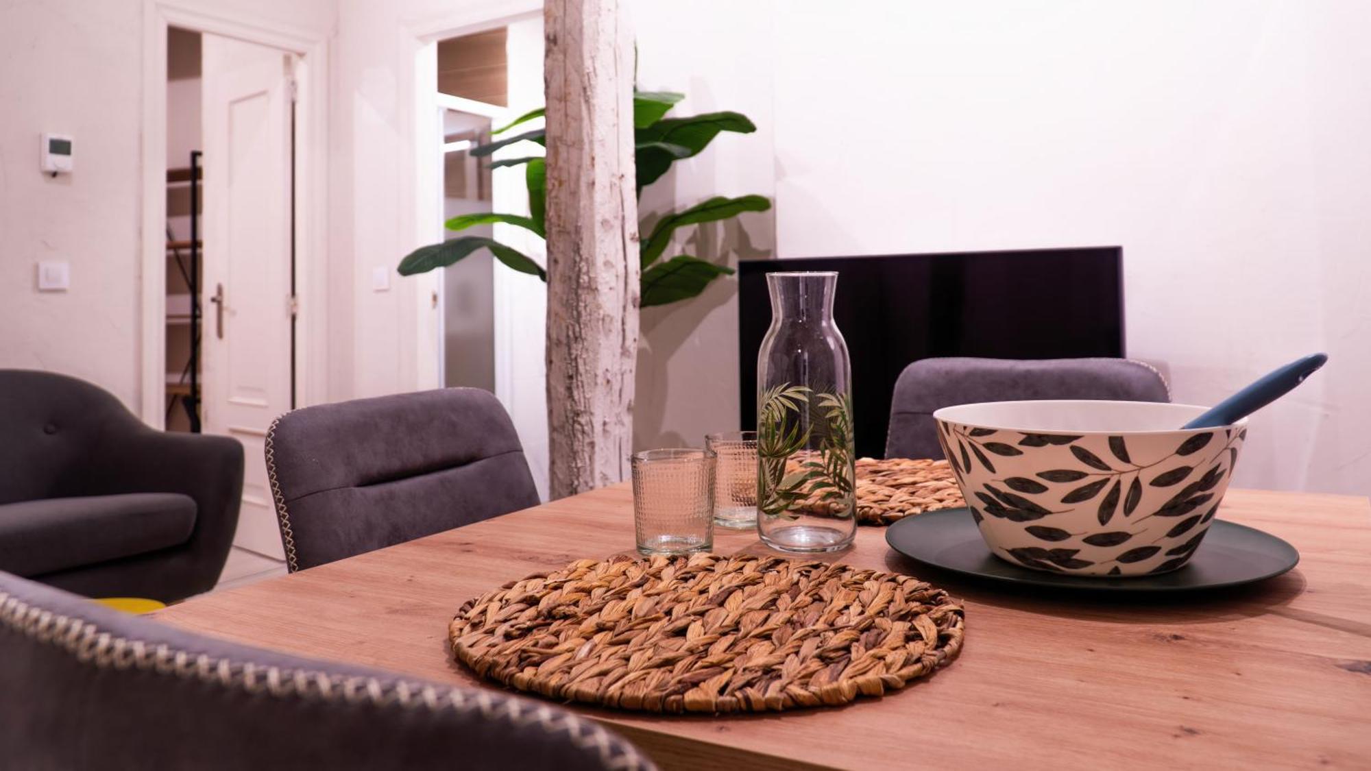 Apartamentos Carolina By Gaiarooms Леон Экстерьер фото